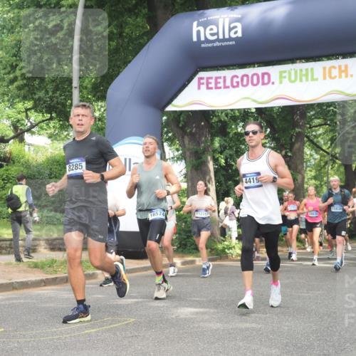29.06.2025 - hella hamburg halbmarathon KatJ http://msf.ph/oto/8429805 29.06.2025 10:41:31 Zwischen KM18-KM19 1496, 1628, 2561, 3945, 4419, 7129, 8285, 8449 meine-sportfotos.de