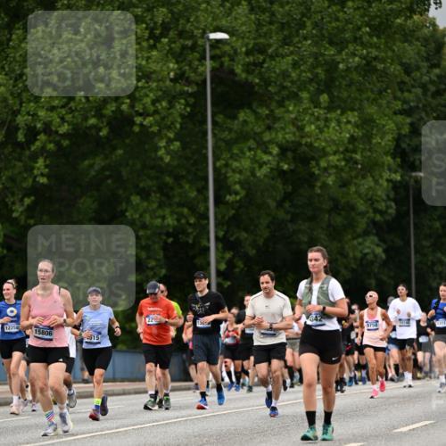 29.06.2025 - hella hamburg halbmarathon Dr. Thomas Lammeyer http://msf.ph/oto/8429829 29.06.2025 10:51:43 Kennedybrücke 1555, 1593, 1618, 2162, 2211, 2500, 2556, 2981, 3277, 3339, 3823, 4325, 4342, 5700, 5895, 6995, 7240, 7827, 7960, 8131, 8541, 9092, 9743, 9758, 10511, 11276, 11378 meine-sportfotos.de