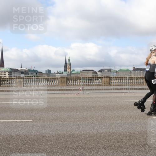 29.06.2025 - hella hamburg halbmarathon Lena Gebhardt http://msf.ph/oto/8429832 29.06.2025 08:59:45 Lombardsbrücke 502, 502 meine-sportfotos.de