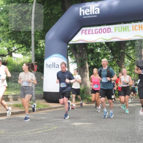 29.06.2025 - hella hamburg halbmarathon KatJ http://msf.ph/oto/8429876 29.06.2025 10:41:32 Zwischen KM18-KM19 2561, 3945, 4419, 6260, 7129, 7973, 8285, 8449 meine-sportfotos.de