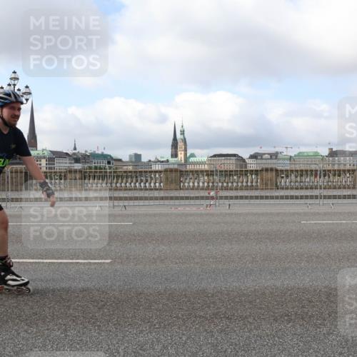 29.06.2025 - hella hamburg halbmarathon Lena Gebhardt http://msf.ph/oto/8429877 29.06.2025 08:59:57 Lombardsbrücke 183 meine-sportfotos.de