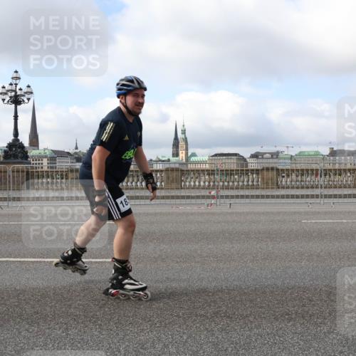 29.06.2025 - hella hamburg halbmarathon Lena Gebhardt http://msf.ph/oto/8429994 29.06.2025 08:59:57 Lombardsbrücke 18 meine-sportfotos.de