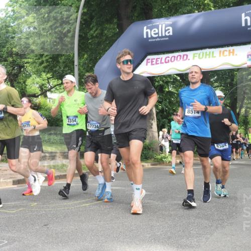 29.06.2025 - hella hamburg halbmarathon KatJ http://msf.ph/oto/8429998 29.06.2025 10:41:37 Zwischen KM18-KM19 1410, 2354, 3791, 3945, 4419, 4903, 5319, 6260, 7973, 8394, 8514 meine-sportfotos.de