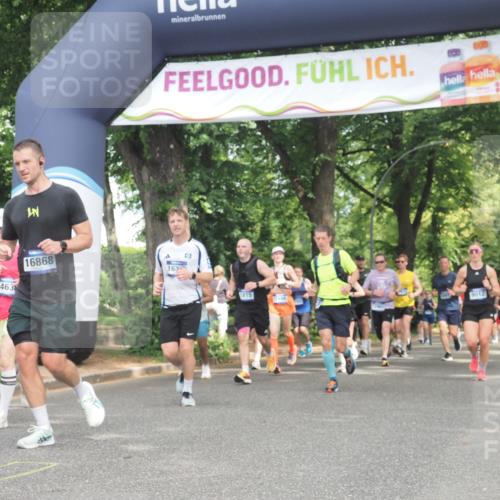 29.06.2025 - hella hamburg halbmarathon KatJ http://msf.ph/oto/8430075 29.06.2025 10:41:41 Zwischen KM18-KM19 1327, 1410, 1815, 2354, 3791, 4903, 5319, 8394, 8514 meine-sportfotos.de