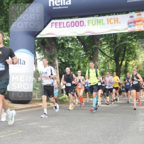 29.06.2025 - hella hamburg halbmarathon KatJ http://msf.ph/oto/8430089 29.06.2025 10:41:41 Zwischen KM18-KM19 1327, 1410, 1815, 2354, 3791, 4903, 5319, 8394, 8514 meine-sportfotos.de