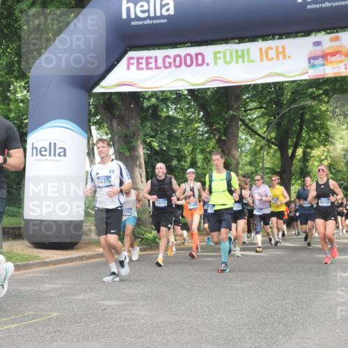 29.06.2025 - hella hamburg halbmarathon KatJ http://msf.ph/oto/8430097 29.06.2025 10:41:41 Zwischen KM18-KM19 1327, 1410, 1815, 2354, 3791, 4903, 5319, 8394, 8514 meine-sportfotos.de