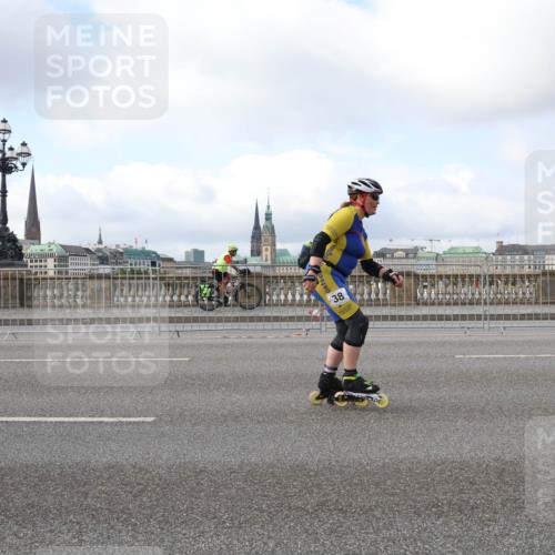 29.06.2025 - hella hamburg halbmarathon Lena Gebhardt http://msf.ph/oto/8430344 29.06.2025 09:00:20 Lombardsbrücke 38 meine-sportfotos.de