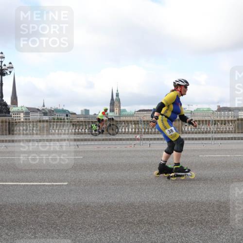 29.06.2025 - hella hamburg halbmarathon Lena Gebhardt http://msf.ph/oto/8430369 29.06.2025 09:00:20 Lombardsbrücke 134, 38 meine-sportfotos.de