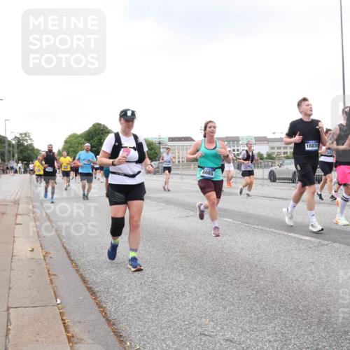 29.06.2025 - hella hamburg halbmarathon Lena Gebhardt http://msf.ph/oto/8430374 29.06.2025 10:54:12 Lombardsbrücke 4685, 16839, 12283, 04, 1017, 1263, 1687, 1744, 1753, 1762, 1779, 1789, 1822, 1949, 2079, 2372, 2532, 2600, 2761, 2854, 3055, 3079, 3187, 3188, 3249, 3364, 3465, 3467, 3557, 3761, 3795, 3857, 4323, 4685, 4720, 4801, 4838, 4971, 5157, 5309, 5430, 5514, 5804, 5817, 5856, 5898, 5933, 5964, 6023, 6039, 6192, 6273, 6468, 6583, 6987, 6988, 7498, 7614, 7670, 7874, 7946, 8801, 8803, 8867, 8924, 9130, 9138, 9203, 9503, 9572, 10207, 11354, 11390, 11785 meine-sportfotos.de