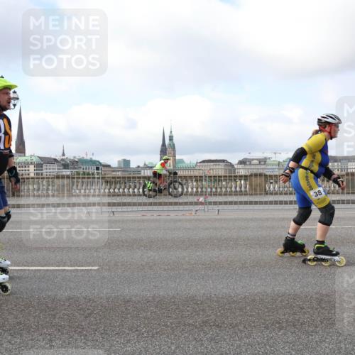 29.06.2025 - hella hamburg halbmarathon Lena Gebhardt http://msf.ph/oto/8430416 29.06.2025 09:00:20 Lombardsbrücke 101, 134, 38 meine-sportfotos.de
