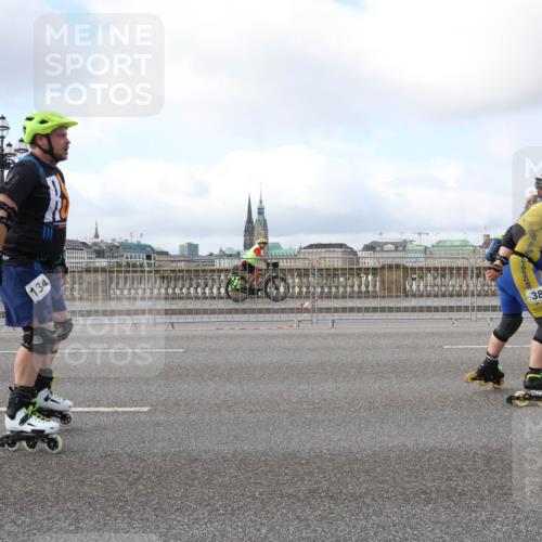 29.06.2025 - hella hamburg halbmarathon Lena Gebhardt http://msf.ph/oto/8430439 29.06.2025 09:00:20 Lombardsbrücke 134, 38 meine-sportfotos.de