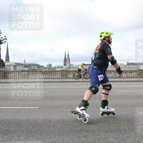 29.06.2025 - hella hamburg halbmarathon Lena Gebhardt http://msf.ph/oto/8430549 29.06.2025 09:00:20 Lombardsbrücke 134 meine-sportfotos.de