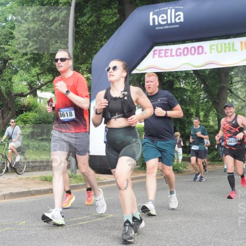 29.06.2025 - hella hamburg halbmarathon KatJ http://msf.ph/oto/8430554 29.06.2025 10:41:53 Zwischen KM18-KM19 1120, 1143, 2432, 3058, 3898, 6581, 6587, 8618 meine-sportfotos.de