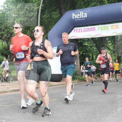 29.06.2025 - hella hamburg halbmarathon KatJ http://msf.ph/oto/8430568 29.06.2025 10:41:54 Zwischen KM18-KM19 1120, 1143, 2432, 3058, 3898, 6587, 8618 meine-sportfotos.de