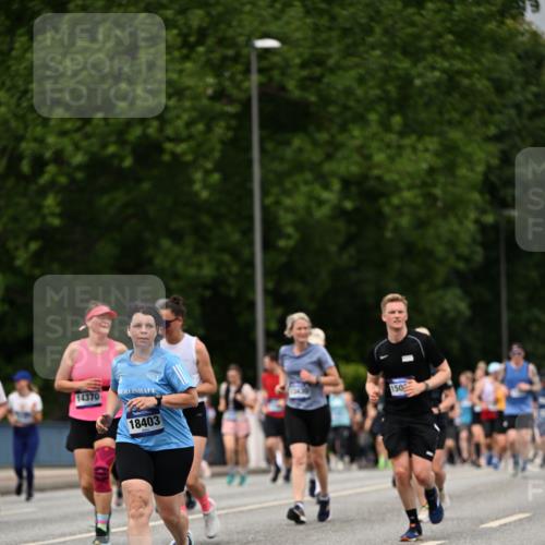 29.06.2025 - hella hamburg halbmarathon Dr. Thomas Lammeyer http://msf.ph/oto/8430668 29.06.2025 10:51:59 Kennedybrücke 1073, 1430, 1523, 1618, 2163, 2211, 2320, 2407, 2491, 2500, 3679, 4239, 4342, 5700, 5796, 6255, 6256, 7240, 8105, 8158, 8270, 9356, 9743, 9758, 10658, 10777, 10903, 11276 meine-sportfotos.de