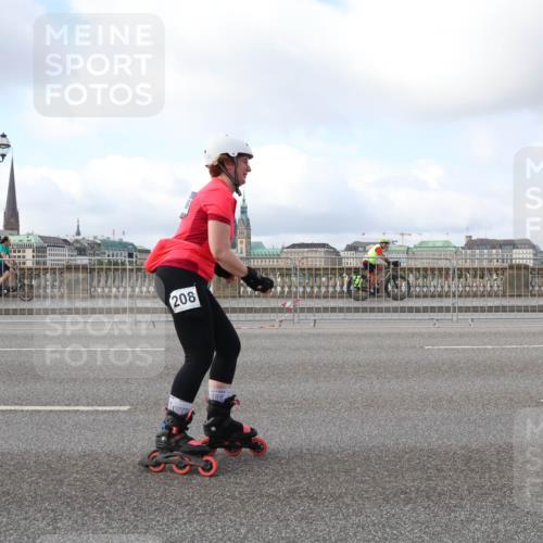 29.06.2025 - hella hamburg halbmarathon Lena Gebhardt http://msf.ph/oto/8430708 29.06.2025 09:00:21 Lombardsbrücke 208 meine-sportfotos.de