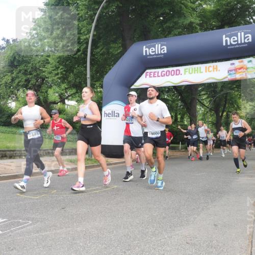 29.06.2025 - hella hamburg halbmarathon KatJ http://msf.ph/oto/8430712 29.06.2025 10:42:00 Zwischen KM18-KM19 1143, 2448, 4231, 4897, 6355, 6356, 8223 meine-sportfotos.de