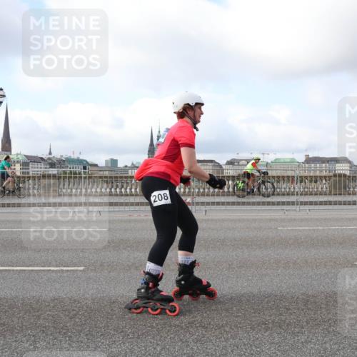29.06.2025 - hella hamburg halbmarathon Lena Gebhardt http://msf.ph/oto/8430721 29.06.2025 09:00:21 Lombardsbrücke 208 meine-sportfotos.de