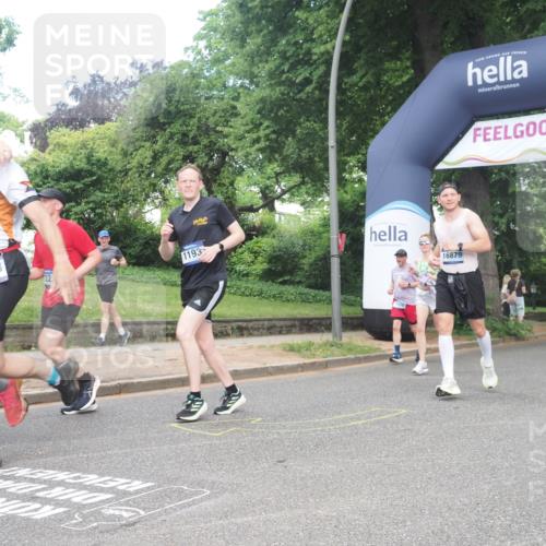 29.06.2025 - hella hamburg halbmarathon KatJ http://msf.ph/oto/8430820 29.06.2025 10:42:04 Zwischen KM18-KM19 1193, 1506, 2448, 3652, 4231, 4897, 6355, 7221, 8223 meine-sportfotos.de