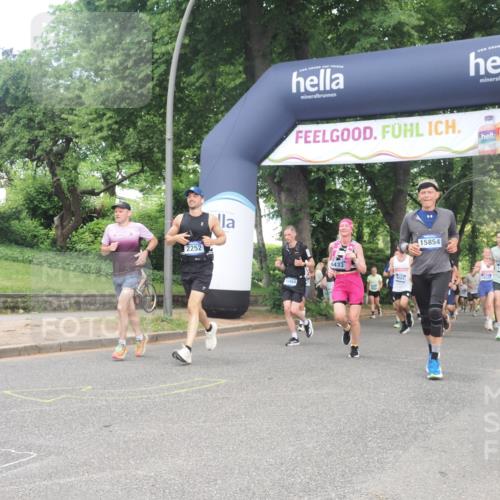 29.06.2025 - hella hamburg halbmarathon KatJ http://msf.ph/oto/8430875 29.06.2025 10:42:08 Zwischen KM18-KM19 1193, 1506, 2252, 3177, 3652, 6084, 6433, 6569, 7221 meine-sportfotos.de