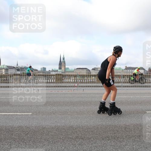 29.06.2025 - hella hamburg halbmarathon Lena Gebhardt http://msf.ph/oto/8430880 29.06.2025 09:00:22 Lombardsbrücke  meine-sportfotos.de