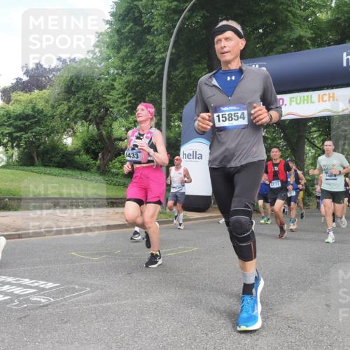 29.06.2025 - hella hamburg halbmarathon KatJ http://msf.ph/oto/8430928 29.06.2025 10:42:09 Zwischen KM18-KM19 1193, 1506, 2252, 3177, 3652, 3861, 5021, 6082, 6084, 6433, 6569, 7221 meine-sportfotos.de