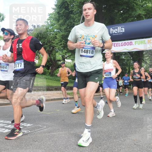29.06.2025 - hella hamburg halbmarathon KatJ http://msf.ph/oto/8430989 29.06.2025 10:42:11 Zwischen KM18-KM19 2252, 3177, 3861, 5021, 6082, 6084, 6433, 6569 meine-sportfotos.de