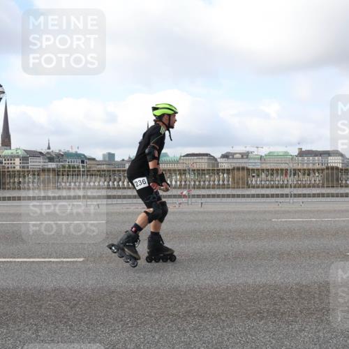 29.06.2025 - hella hamburg halbmarathon Lena Gebhardt http://msf.ph/oto/8431068 29.06.2025 09:00:25 Lombardsbrücke 236 meine-sportfotos.de