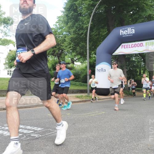 29.06.2025 - hella hamburg halbmarathon KatJ http://msf.ph/oto/8431076 29.06.2025 10:42:14 Zwischen KM18-KM19 1125, 2612, 3177, 3861, 5021, 6082, 6084, 6433, 6569 meine-sportfotos.de