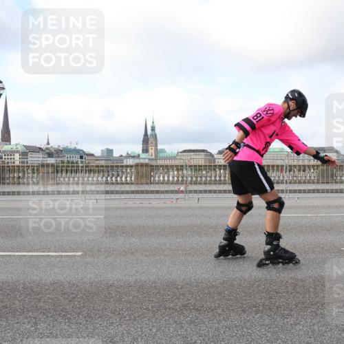 29.06.2025 - hella hamburg halbmarathon Lena Gebhardt http://msf.ph/oto/8431324 29.06.2025 09:00:27 Lombardsbrücke  meine-sportfotos.de