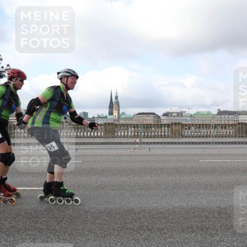 29.06.2025 - hella hamburg halbmarathon Lena Gebhardt http://msf.ph/oto/8431749 29.06.2025 09:00:46 Lombardsbrücke 42, 35 meine-sportfotos.de