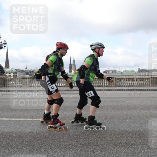 29.06.2025 - hella hamburg halbmarathon Lena Gebhardt http://msf.ph/oto/8431805 29.06.2025 09:00:47 Lombardsbrücke 42, 35 meine-sportfotos.de