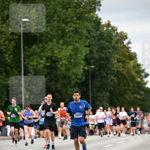 29.06.2025 - hella hamburg halbmarathon Dr. Thomas Lammeyer http://msf.ph/oto/8432125 29.06.2025 10:52:33 Kennedybrücke 1045, 1246, 1434, 1639, 1645, 2148, 2195, 2418, 2627, 2704, 2994, 3049, 3077, 3468, 3504, 3933, 4037, 4588, 4856, 5886, 5952, 6950, 7412, 7427, 7970, 8077, 8310, 8948, 9018, 9696, 9775, 9787, 10075, 10991, 11351 meine-sportfotos.de