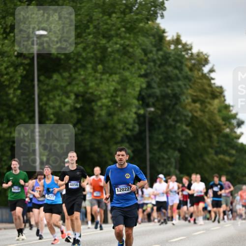 29.06.2025 - hella hamburg halbmarathon Dr. Thomas Lammeyer http://msf.ph/oto/8432150 29.06.2025 10:52:34 Kennedybrücke 1045, 1246, 1434, 1639, 1645, 2148, 2195, 2418, 2627, 2704, 2994, 3049, 3077, 3468, 3504, 3933, 4037, 4588, 4856, 5886, 5952, 6950, 7412, 7427, 7970, 8077, 8310, 8948, 9018, 9696, 9775, 9787, 10075, 10366, 10991, 11351 meine-sportfotos.de