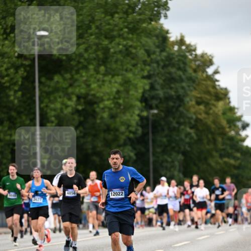 29.06.2025 - hella hamburg halbmarathon Dr. Thomas Lammeyer http://msf.ph/oto/8432168 29.06.2025 10:52:34 Kennedybrücke 1045, 1246, 1434, 1639, 1645, 2148, 2195, 2418, 2627, 2704, 2994, 3049, 3077, 3468, 3504, 3933, 4037, 4588, 4856, 5886, 5952, 6950, 7412, 7427, 7970, 8077, 8310, 8948, 9018, 9696, 9775, 9787, 10075, 10366, 10991, 11351 meine-sportfotos.de