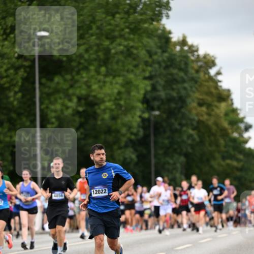 29.06.2025 - hella hamburg halbmarathon Dr. Thomas Lammeyer http://msf.ph/oto/8432203 29.06.2025 10:52:34 Kennedybrücke 1045, 1246, 1434, 1639, 1645, 2148, 2195, 2418, 2627, 2704, 2994, 3049, 3077, 3468, 3504, 3933, 4037, 4588, 4856, 5886, 5952, 6950, 7412, 7427, 7970, 8077, 8310, 8948, 9018, 9696, 9775, 9787, 10075, 10366, 10991, 11351 meine-sportfotos.de