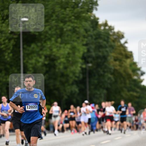 29.06.2025 - hella hamburg halbmarathon Dr. Thomas Lammeyer http://msf.ph/oto/8432248 29.06.2025 10:52:36 Kennedybrücke 1045, 1246, 1463, 1639, 1645, 2148, 2195, 2418, 2627, 2704, 2994, 3049, 3077, 3468, 3504, 3933, 4037, 4588, 4856, 5886, 5952, 6950, 7412, 7427, 7970, 8077, 8310, 8948, 9018, 9696, 9775, 9787, 10366, 10991, 11351 meine-sportfotos.de