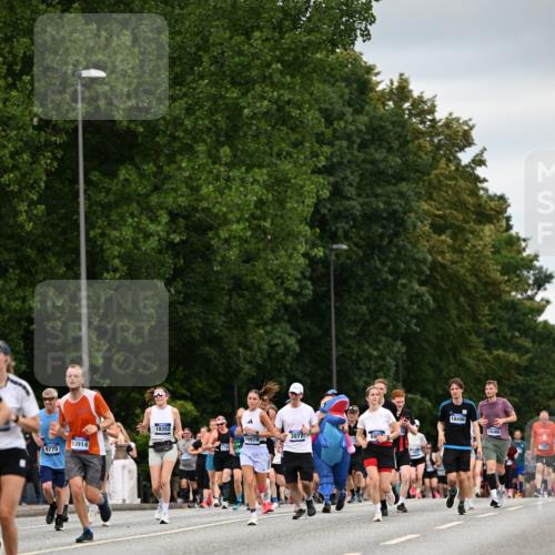 29.06.2025 - hella hamburg halbmarathon Dr. Thomas Lammeyer http://msf.ph/oto/8432337 29.06.2025 10:52:37 Kennedybrücke 1045, 1246, 1463, 1639, 1645, 2148, 2195, 2627, 2704, 2994, 3049, 3077, 3468, 3504, 3933, 4037, 4588, 4856, 5886, 5952, 6950, 7412, 7427, 7970, 8077, 8310, 8948, 9696, 9775, 9787, 10366, 10991, 11351 meine-sportfotos.de
