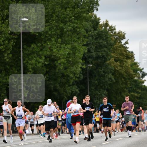 29.06.2025 - hella hamburg halbmarathon Dr. Thomas Lammeyer http://msf.ph/oto/8432488 29.06.2025 10:52:40 Kennedybrücke 1045, 1246, 1463, 1639, 1645, 2148, 2627, 2704, 2994, 3049, 3077, 3215, 3504, 3933, 4037, 4588, 4856, 5714, 5886, 5952, 6950, 7412, 7427, 7970, 8077, 8310, 8948, 9696, 9775, 9787, 10366, 10991, 11351 meine-sportfotos.de