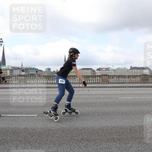 29.06.2025 - hella hamburg halbmarathon Lena Gebhardt http://msf.ph/oto/8432569 29.06.2025 09:00:59 Lombardsbrücke 30, 60 meine-sportfotos.de
