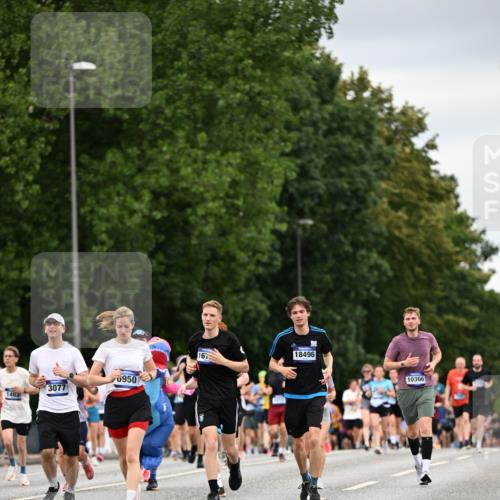 29.06.2025 - hella hamburg halbmarathon Dr. Thomas Lammeyer http://msf.ph/oto/8432591 29.06.2025 10:52:43 Kennedybrücke 1246, 1463, 1639, 1645, 1720, 2148, 2627, 2704, 3049, 3077, 3215, 3504, 3933, 4856, 5714, 5886, 5952, 6950, 7412, 7427, 7970, 8077, 8310, 8948, 9696, 9775, 9787, 10366, 10991 meine-sportfotos.de