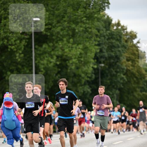 29.06.2025 - hella hamburg halbmarathon Dr. Thomas Lammeyer http://msf.ph/oto/8432663 29.06.2025 10:52:46 Kennedybrücke 1246, 1463, 1639, 1645, 1701, 1720, 2627, 2704, 3049, 3077, 3215, 3933, 4856, 5010, 5714, 5886, 5952, 6950, 7394, 7412, 7427, 7970, 8077, 8310, 9552, 9691, 9696, 9775, 9787, 10366 meine-sportfotos.de