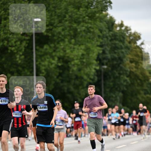 29.06.2025 - hella hamburg halbmarathon Dr. Thomas Lammeyer http://msf.ph/oto/8432699 29.06.2025 10:52:47 Kennedybrücke 1246, 1463, 1639, 1645, 1701, 1720, 2627, 2704, 3049, 3077, 3215, 3933, 4856, 5010, 5714, 5886, 5952, 6950, 7394, 7427, 7970, 8077, 9552, 9691, 9696, 9775, 9787, 10366 meine-sportfotos.de