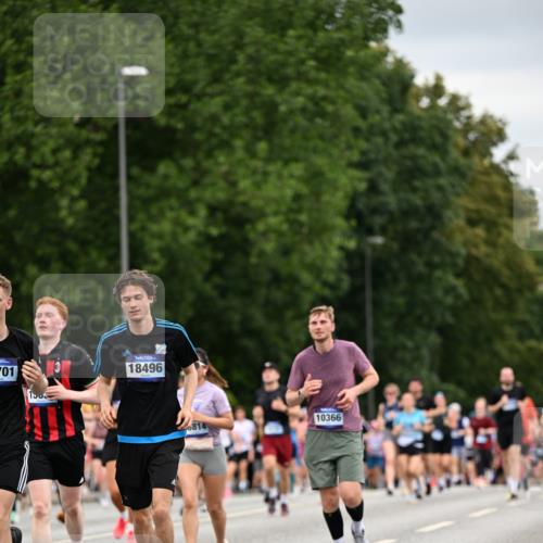 29.06.2025 - hella hamburg halbmarathon Dr. Thomas Lammeyer http://msf.ph/oto/8432703 29.06.2025 10:52:47 Kennedybrücke 1246, 1463, 1639, 1645, 1701, 1720, 2627, 2704, 3049, 3077, 3215, 3933, 4856, 5010, 5714, 5886, 5952, 6950, 7394, 7427, 7970, 8077, 9552, 9691, 9696, 9775, 9787, 10366 meine-sportfotos.de
