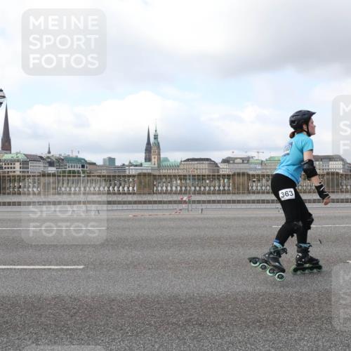 29.06.2025 - hella hamburg halbmarathon Lena Gebhardt http://msf.ph/oto/8432779 29.06.2025 09:01:00 Lombardsbrücke 363 meine-sportfotos.de