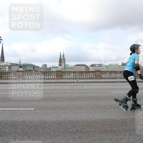 29.06.2025 - hella hamburg halbmarathon Lena Gebhardt http://msf.ph/oto/8432795 29.06.2025 09:01:00 Lombardsbrücke 363 meine-sportfotos.de