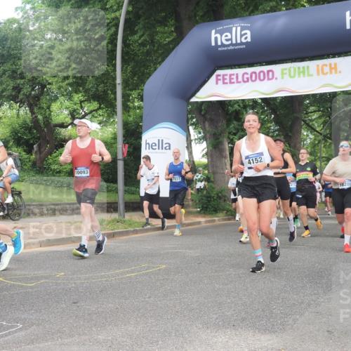 29.06.2025 - hella hamburg halbmarathon KatJ http://msf.ph/oto/8432834 29.06.2025 10:43:24 Zwischen KM18-KM19 1972, 2741, 2982, 2996, 3042, 4152, 4594, 4813, 5418, 7037, 8255, 8393 meine-sportfotos.de
