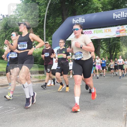 29.06.2025 - hella hamburg halbmarathon KatJ http://msf.ph/oto/8432884 29.06.2025 10:43:26 Zwischen KM18-KM19 1972, 2083, 2741, 2982, 2996, 3042, 4152, 4594, 4813, 5418, 7037, 8255 meine-sportfotos.de