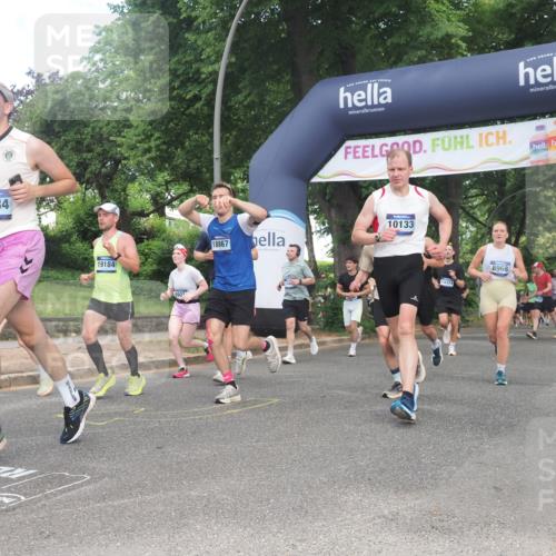 29.06.2025 - hella hamburg halbmarathon KatJ http://msf.ph/oto/8432998 29.06.2025 10:43:30 Zwischen KM18-KM19 1972, 2083, 2250, 2741, 2982, 2996, 4152, 4594, 4813, 7037, 7547 meine-sportfotos.de