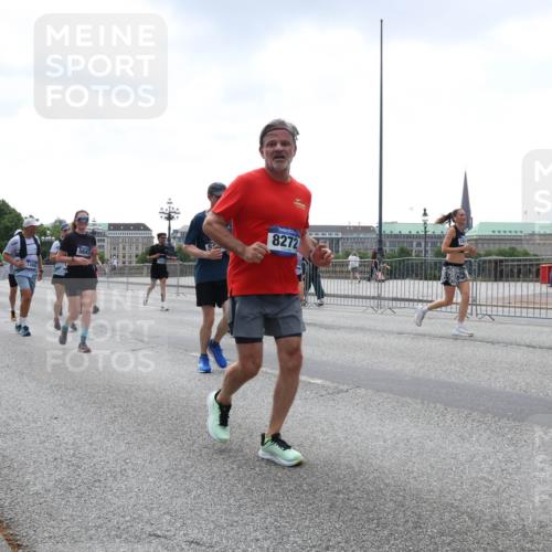 29.06.2025 - hella hamburg halbmarathon Lena Gebhardt http://msf.ph/oto/8433076 29.06.2025 10:44:29 Lombardsbrücke 10223, 13909, 5647, 8272, 1345, 1519, 1802, 1804, 2186, 2343, 2610, 2674, 2692, 3065, 3506, 3596, 4215, 4496, 4636, 4898, 4968, 5127, 5355, 5647, 5649, 5730, 5731, 5902, 5905, 6002, 7216, 7326, 7610, 7818, 7842, 8272, 8591, 8763, 8957, 9331, 9333, 9397, 9510, 9536, 10006, 10223, 10303, 10304, 10416, 11272, 11825, 11955, 12318, 12322, 12409, 12803, 12995, 13262, 13288, 13330, 13390, 13906, 14091, 14123, 14350, 14654, 14681, 14971, 18454, 18459 meine-sportfotos.de